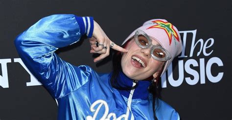 Billie Eilish Jokes About Her Titties Falling Out in Wardrobe ...